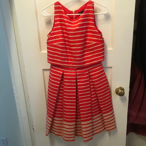 Taylor Dress orange Striped Fit & Flare Waffle Texture 50s Style/ Pockets Size 4 - Picture 9 of 10